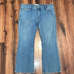 Women’s Levi’s Boot cut jeans